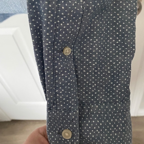 Club Monaco Oxford Shirt SLim Fit Large - Picture 3 of 5